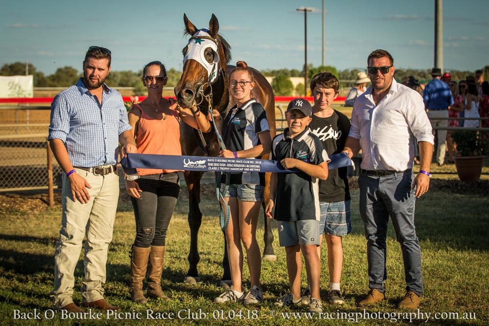 2018-back-o-bourke-picnic-races